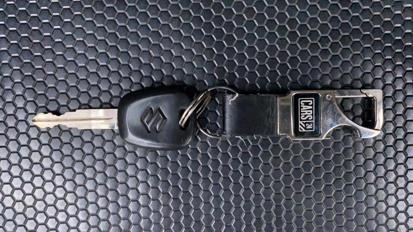 2016 Maruti Alto 800 LXI, Petrol, Manual, 23,562 km, Key Close Up