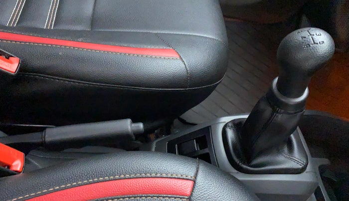 2016 Maruti Alto 800 LXI, Petrol, Manual, 23,562 km, Gear Lever