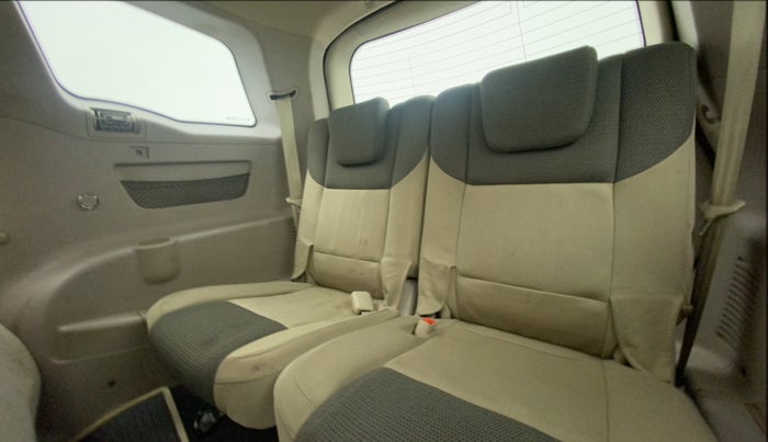 2017 Mahindra XUV500 W6, Diesel, Manual, 55,540 km, Third Seat Row ( optional )