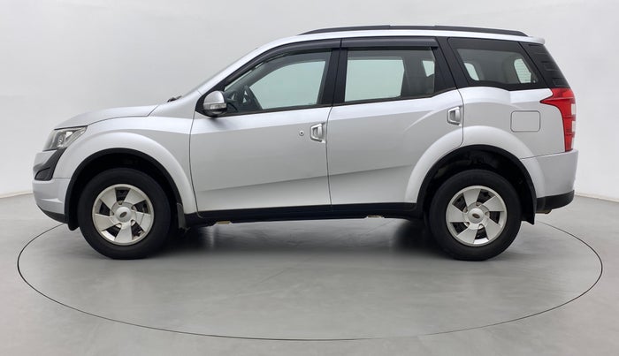 2017 Mahindra XUV500 W6, Diesel, Manual, 55,540 km, Left Side