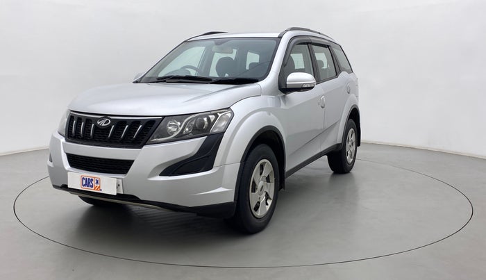 2017 Mahindra XUV500 W6, Diesel, Manual, 55,540 km, Left Front Diagonal