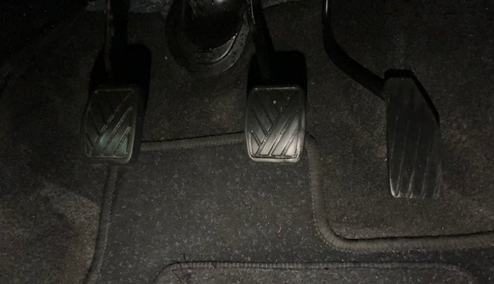 2014 Maruti Wagon R 1.0 LXI, Petrol, Manual, 51,753 km, Pedals