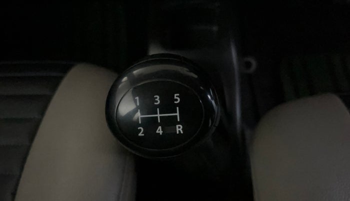 2014 Maruti Wagon R 1.0 LXI, Petrol, Manual, 51,753 km, Gear Lever