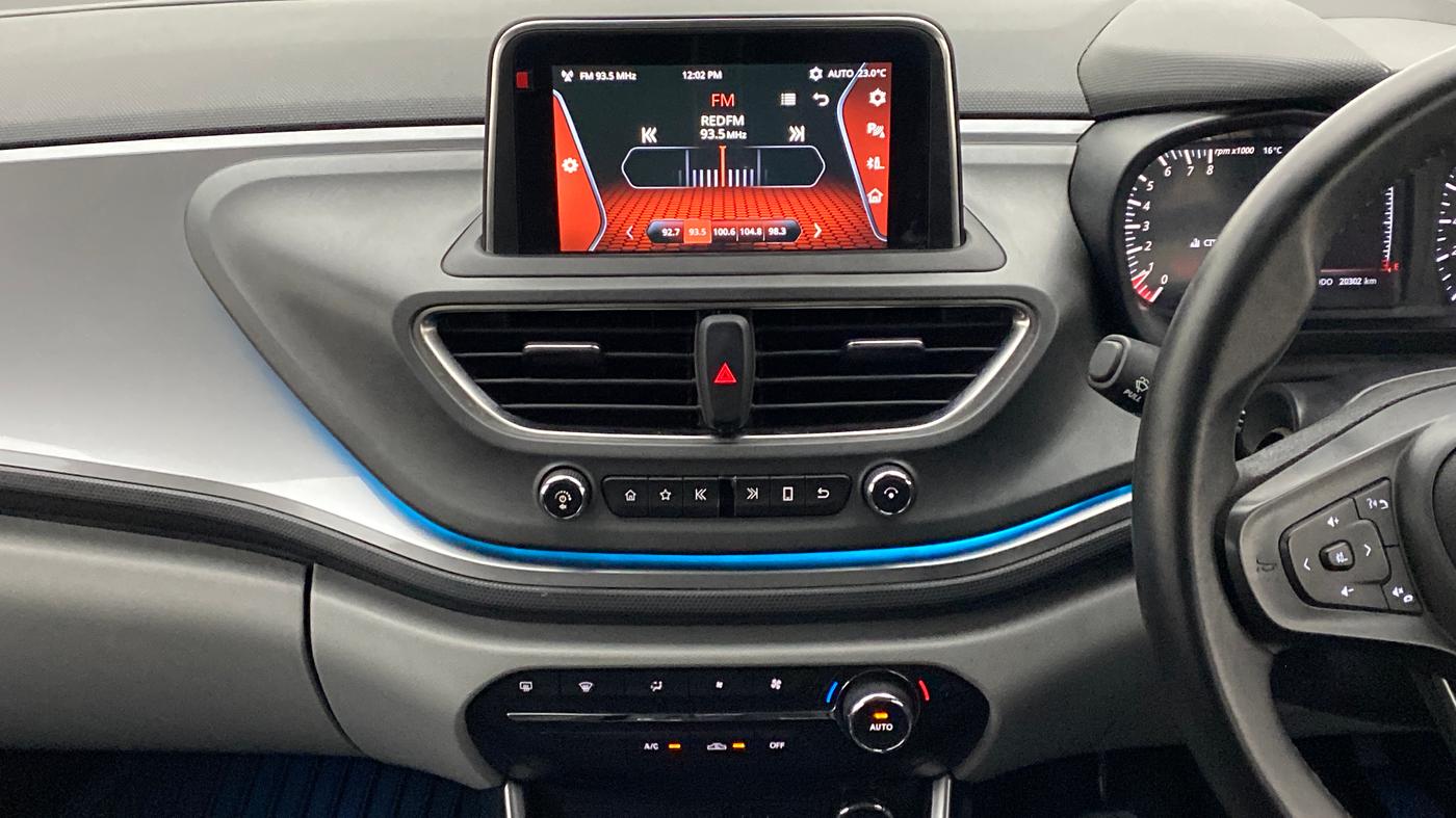 2020 Tata ALTROZ XZ 1.2, Petrol, Manual, 20,302 km, Air Conditioner