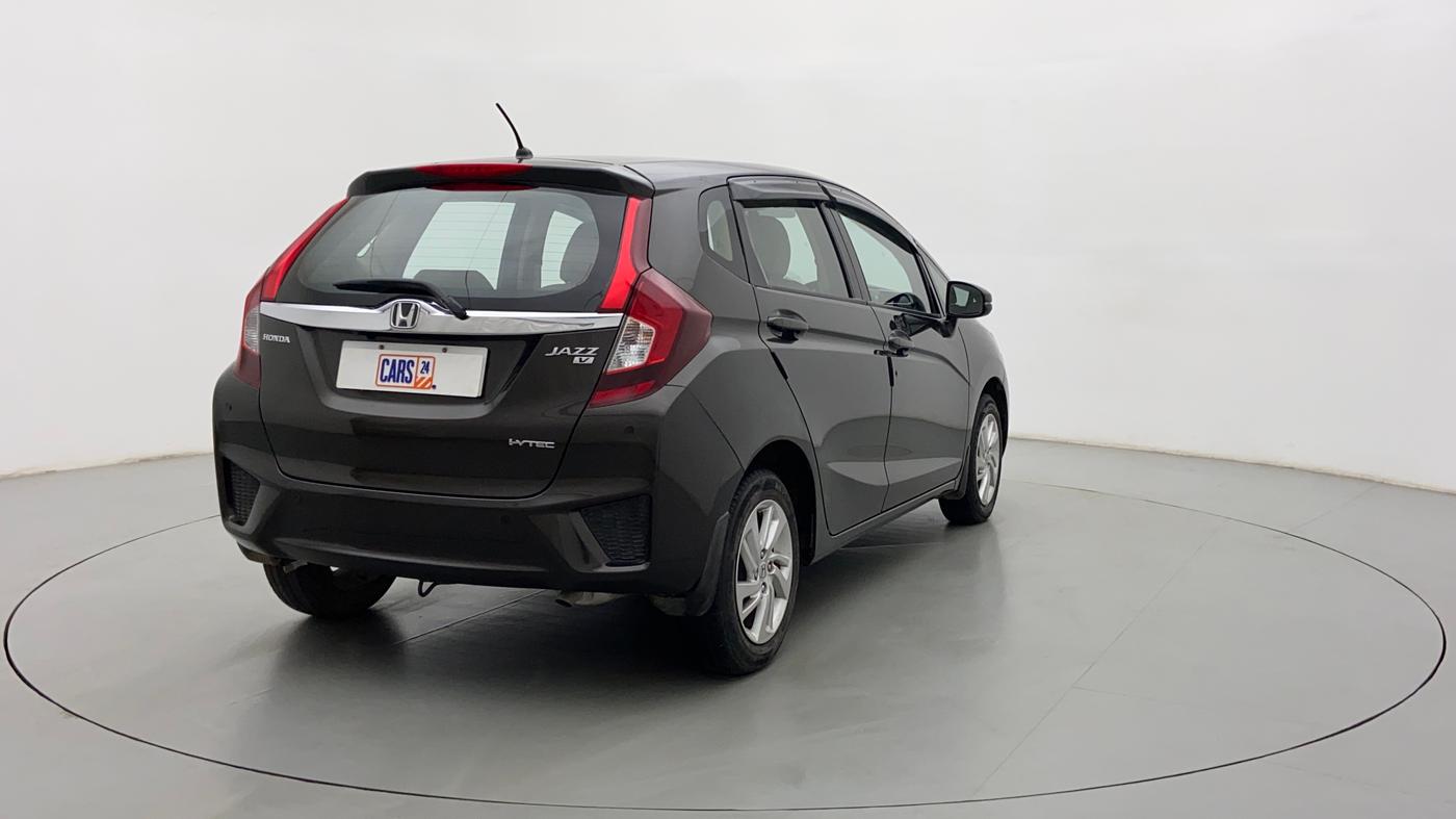 2018 Honda Jazz 1.2 V MT, Petrol, Manual, 19,242 km, Right Back Diagonal