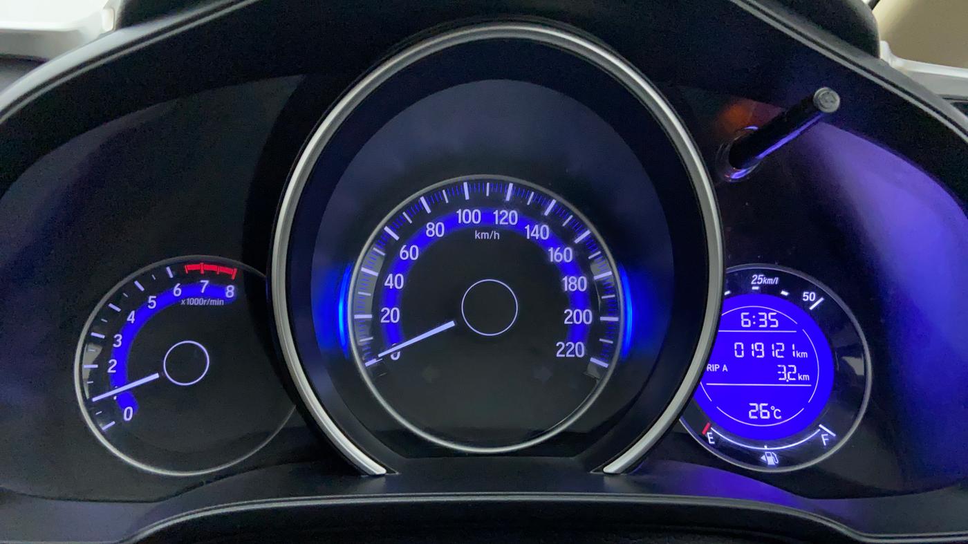 2018 Honda Jazz 1.2 V MT, Petrol, Manual, 19,242 km, Odometer Image