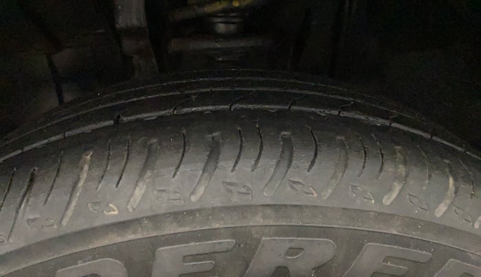 2023 Nissan MAGNITE XV MT, Petrol, Manual, 25,899 km, Left Front Tyre Tread