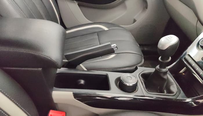 2019 Tata NEXON XM PETROL, Petrol, Manual, 36,648 km, Gear Lever
