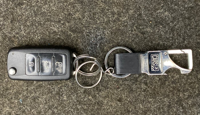 2010 Volkswagen Jetta COMFORTLINE 2.0L TDI, Diesel, Manual, 70,642 km, Key Close Up