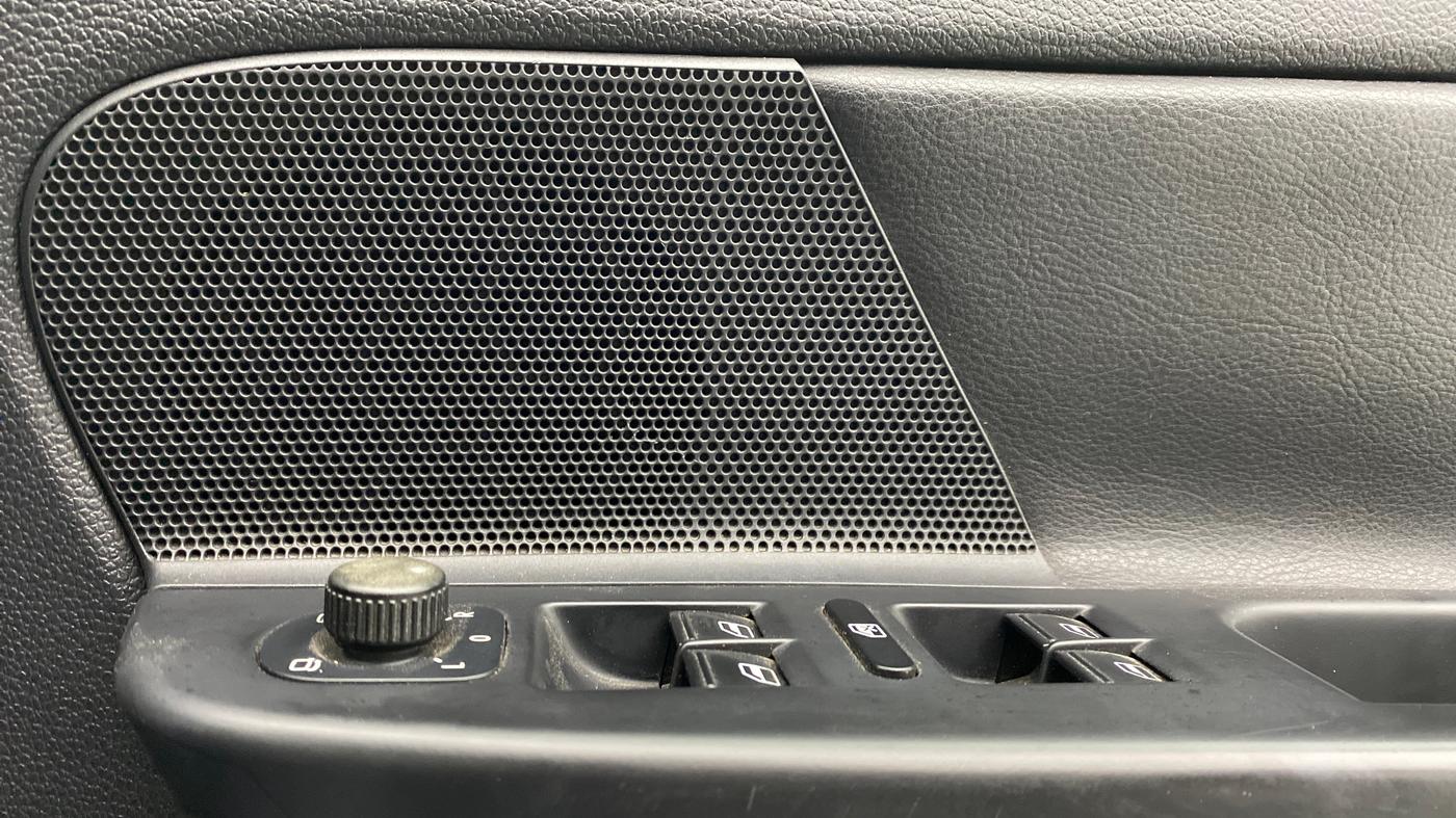 2010 Volkswagen Jetta COMFORTLINE 2.0L TDI, Diesel, Manual, 70,642 km, Speaker