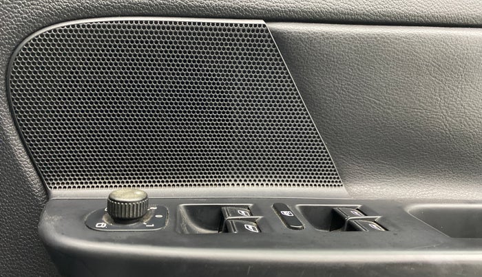 2010 Volkswagen Jetta COMFORTLINE 2.0L TDI, Diesel, Manual, 70,642 km, Speaker