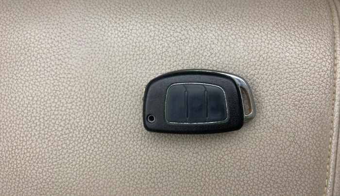 2012 Hyundai i20 MAGNA 1.2, Petrol, Manual, 59,306 km, Key Close Up