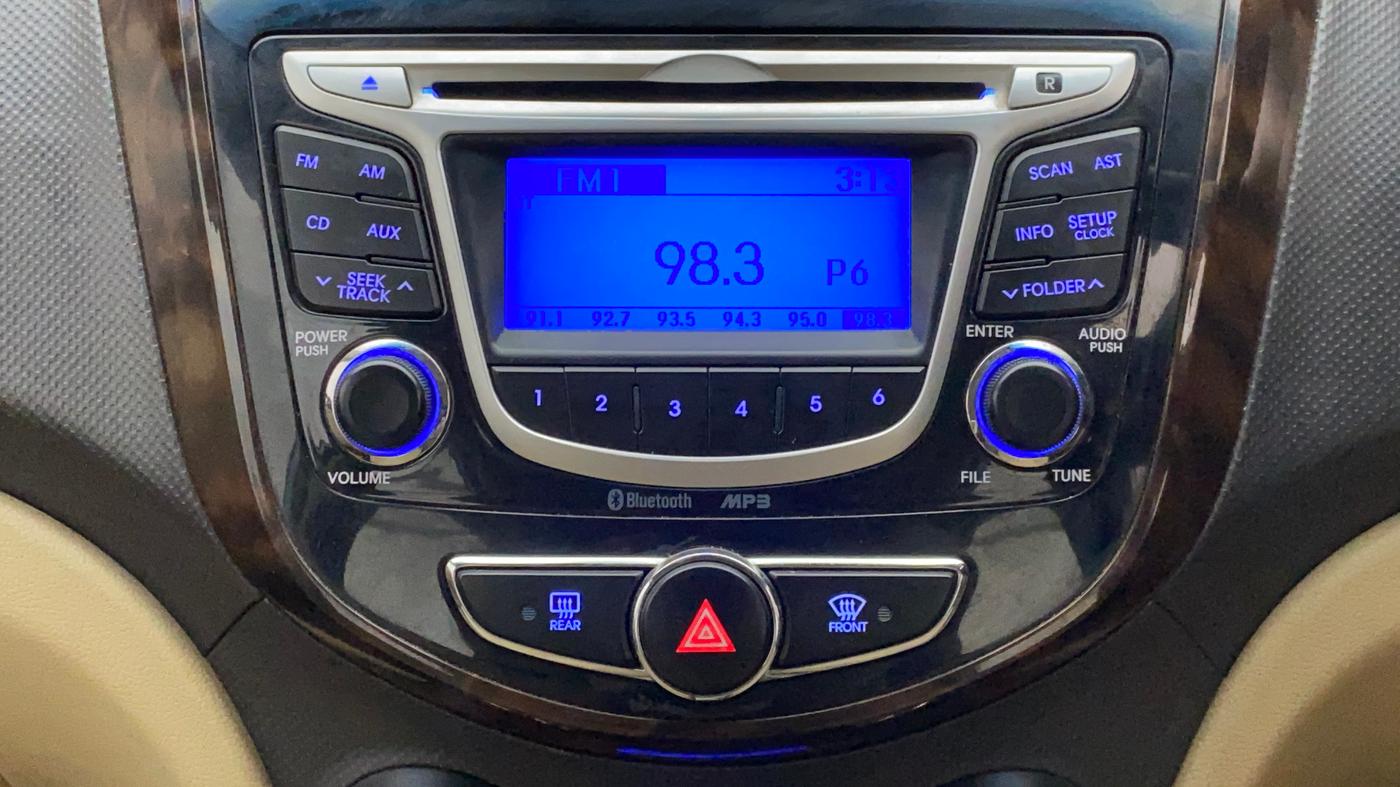 2014 Hyundai Verna FLUIDIC 1.6 VTVT SX, Petrol, Manual, 46,423 km, Infotainment System