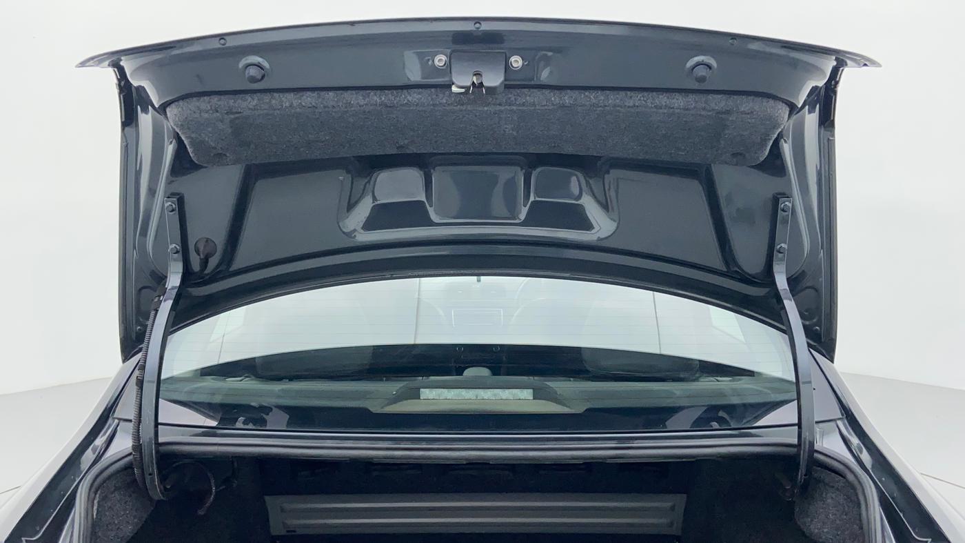 2018 Volkswagen Vento COMFORTLINE 1.6, Petrol, Manual, 39,714 km, Boot Door Open