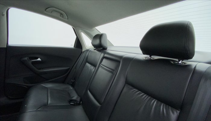 2018 Volkswagen Vento COMFORTLINE 1.6, Petrol, Manual, 39,714 km, Right Side Rear Door Cabin