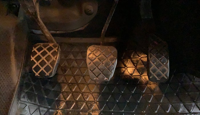 2018 Volkswagen Vento COMFORTLINE 1.6, Petrol, Manual, 39,714 km, Pedals