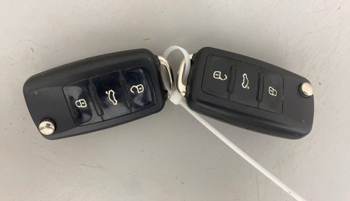 2013 Volkswagen Polo HIGHLINE1.2L, Petrol, Manual, 88,779 km, Key Close Up