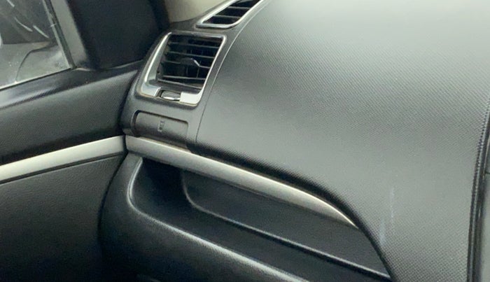 2014 Maruti Swift VDI, Diesel, Manual, 94,953 km, Dashboard - Cup holder not working