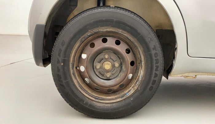 2014 Maruti Ritz VDI, Diesel, Manual, 92,158 km, Right Rear Wheel