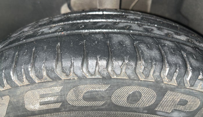 2020 Tata ALTROZ XE PETROL, Petrol, Manual, 54,387 km, Left Front Tyre Tread
