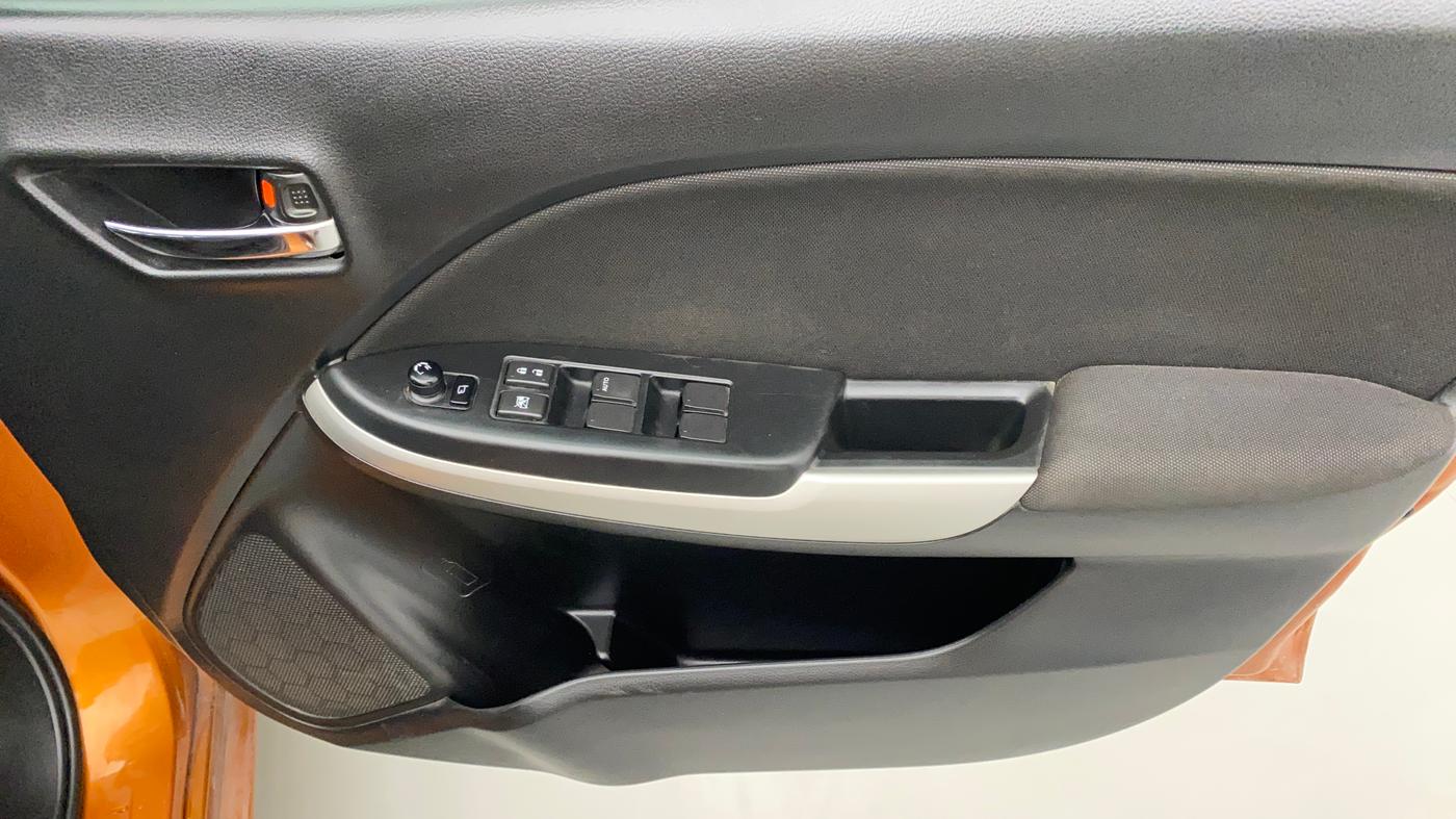 2016 Maruti Baleno ZETA PETROL 1.2, Petrol, Manual, 40,090 km, Driver Side Door Panels Control