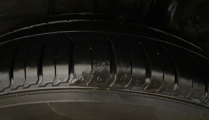 2019 Hyundai Elite i20 SPORTZ PLUS 1.2, Petrol, Manual, 72,539 km, Left Rear Tyre Tread