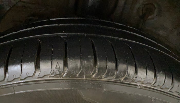 2019 Hyundai Elite i20 SPORTZ PLUS 1.2, Petrol, Manual, 72,539 km, Right Rear Tyre Tread