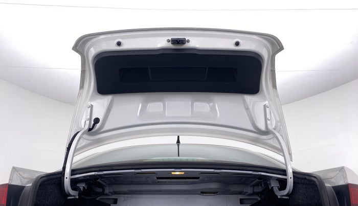 2021 Volkswagen Vento HIGHLINE PLUS 1.0 TSI AT, Petrol, Automatic, 27,408 km, Boot Door Open