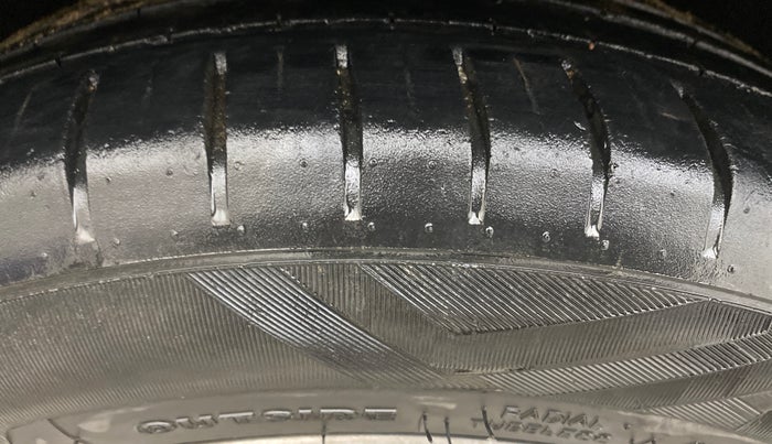 2017 Maruti Baleno ZETA PETROL 1.2, Petrol, Manual, 58,725 km, Right Rear Tyre Tread