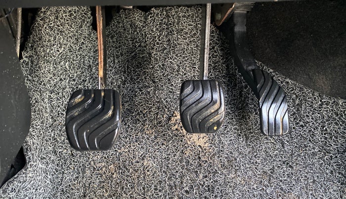 2022 Renault Kwid RXT 1.0, Petrol, Manual, 7,371 km, Pedals