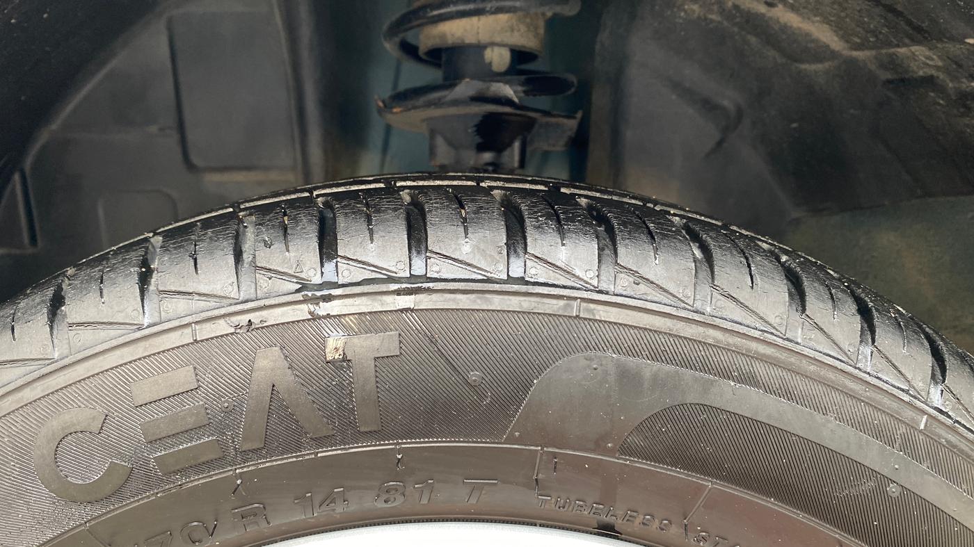 2022 Renault Kwid RXT 1.0, Petrol, Manual, 7,371 km, Left Front Tyre Tread