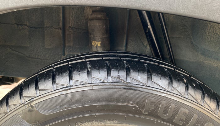 2022 Renault Kwid RXT 1.0, Petrol, Manual, 7,371 km, Right Rear Tyre Tread