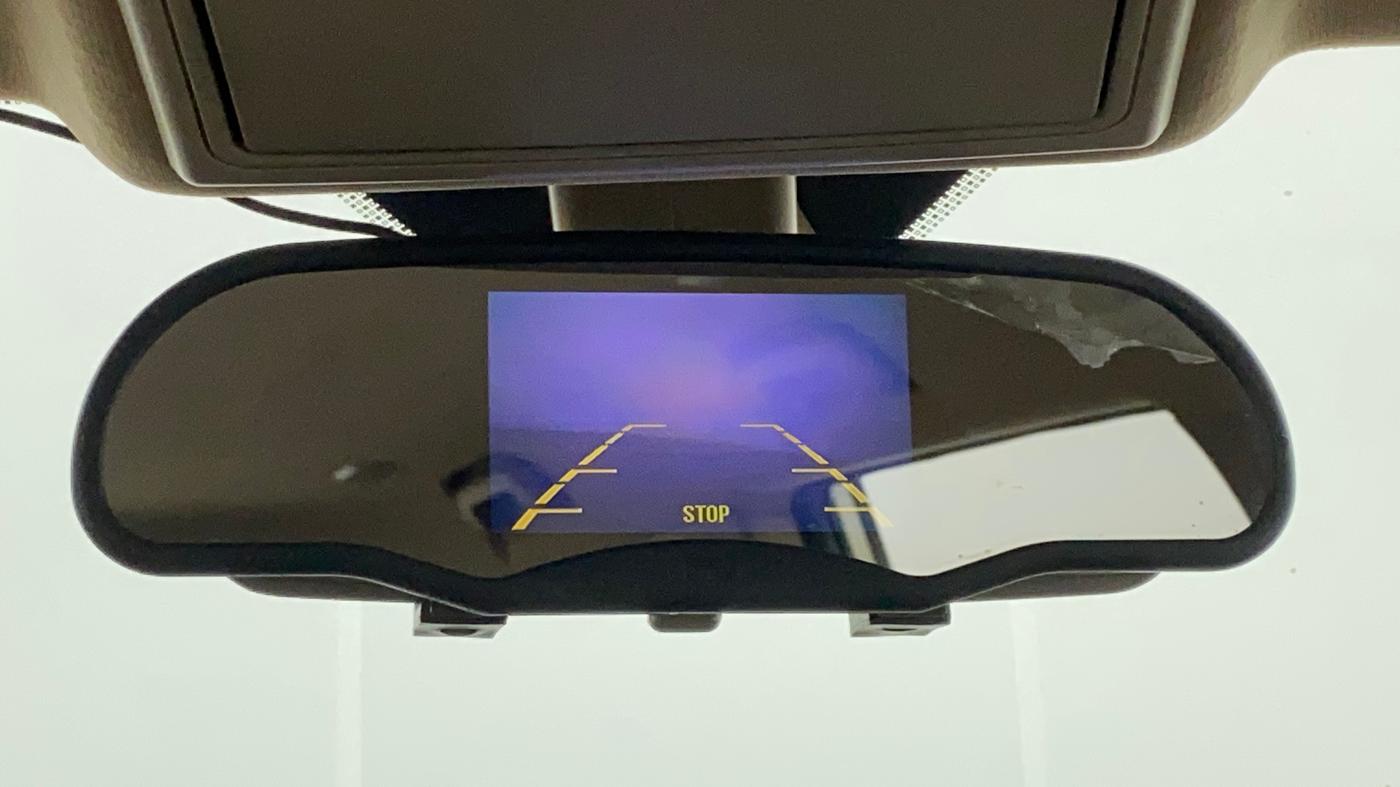 2015 Mahindra XUV500 W6, Diesel, Manual, 66,359 km, IRVM Reverse Camera