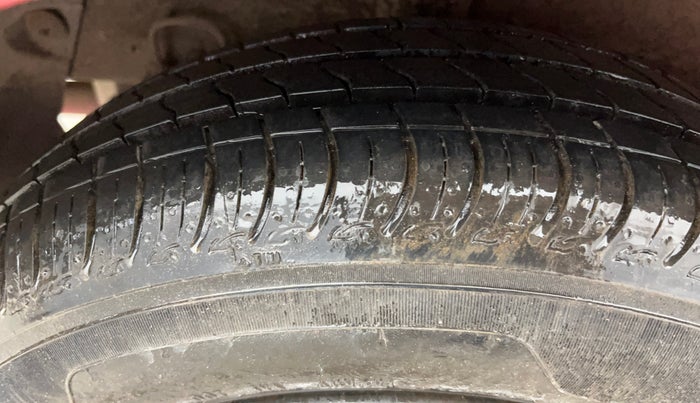 2015 Hyundai Grand i10 SPORTZ 1.2 KAPPA VTVT, Petrol, Manual, 41,028 km, Right Rear Tyre Tread