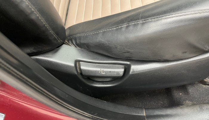 2015 Hyundai Grand i10 SPORTZ 1.2 KAPPA VTVT, Petrol, Manual, 41,028 km, Driver Side Adjustment Panel