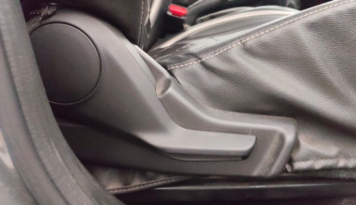 2018 Maruti Baleno DELTA PETROL 1.2, Petrol, Manual, 45,726 km, Driver Side Adjustment Panel