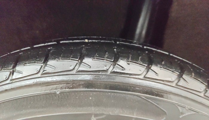 2018 Maruti Baleno DELTA PETROL 1.2, Petrol, Manual, 45,726 km, Left Rear Tyre Tread