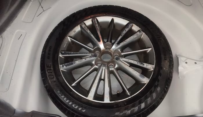 2015 Toyota Corolla Altis GL PETROL, Petrol, Manual, 87,092 km, Spare Tyre