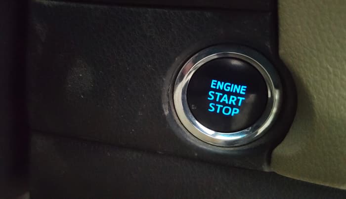 2015 Toyota Corolla Altis GL PETROL, Petrol, Manual, 87,092 km, Keyless Start/ Stop Button