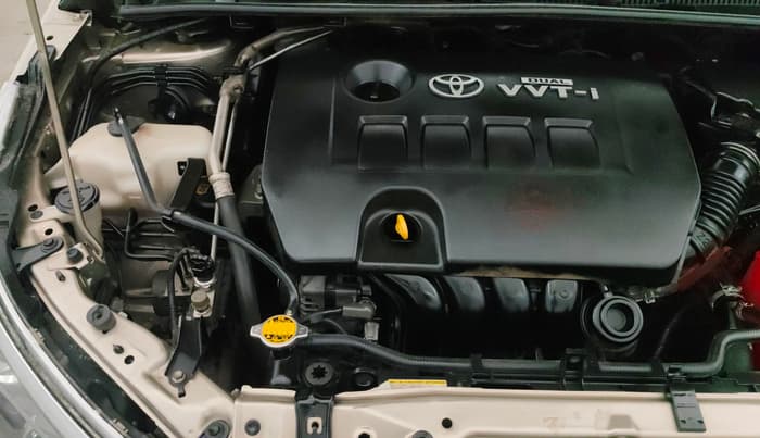 2015 Toyota Corolla Altis GL PETROL, Petrol, Manual, 87,092 km, Engine View - Right