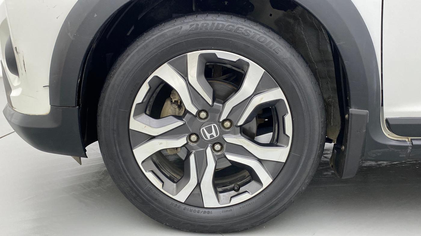 2018 Honda WR-V 1.5L I-DTEC VX MT, Diesel, Manual, 1,18,690 km, Left Front Wheel
