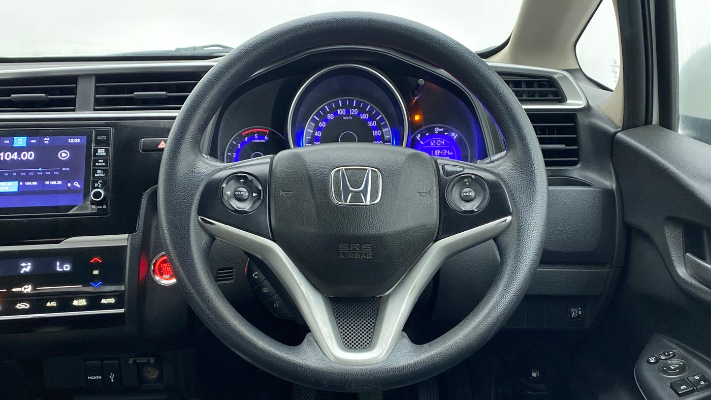 2018 Honda WR-V 1.5L I-DTEC VX MT, Diesel, Manual, 1,18,690 km, Steering Wheel Close Up