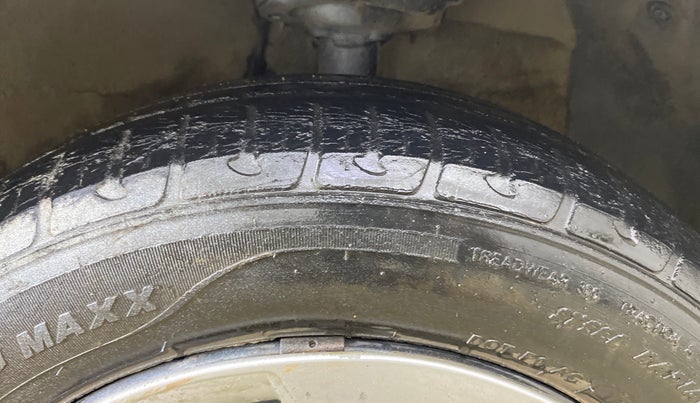 2015 Hyundai Xcent S 1.2, Petrol, Manual, 22,387 km, Right Front Tyre Tread