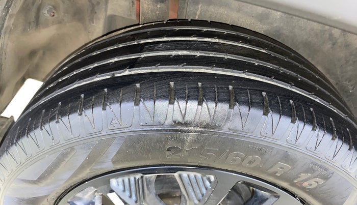 2021 Maruti Vitara Brezza ZXI AT SHVS, Petrol, Automatic, 33,363 km, Right Rear Tyre Tread