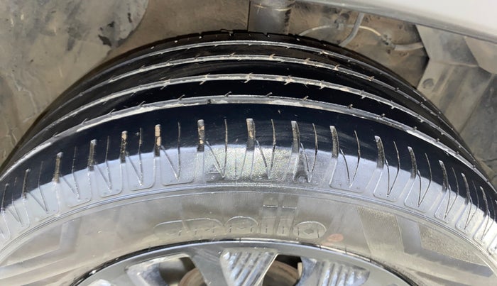 2021 Maruti Vitara Brezza ZXI AT SHVS, Petrol, Automatic, 33,363 km, Right Front Tyre Tread