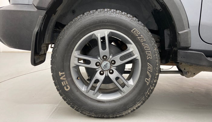 2021 Mahindra Thar LX  P 4WD AT CONVERTIBLE, Petrol, Automatic, 17,338 km, Right Rear Wheel