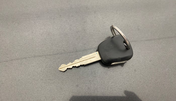 2014 Maruti Ritz VXI, Petrol, Manual, 65,014 km, Key Close Up