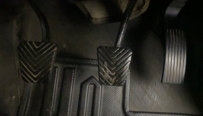 2021 KIA SONET HTK PLUS 1.2, Petrol, Manual, 72,779 km, Pedals