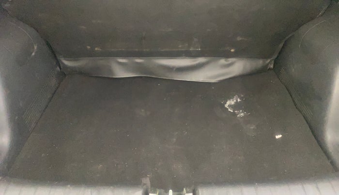 2021 KIA SONET HTK PLUS 1.2, Petrol, Manual, 72,779 km, Boot Inside