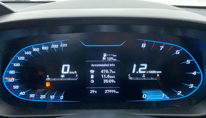 2022 Hyundai NEW I20 ASTA (O) 1.2 MT, Petrol, Manual, 28,448 km, Odometer Image